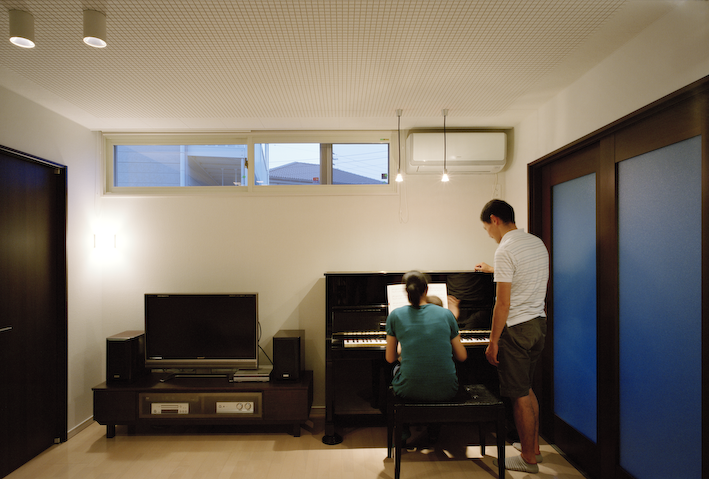 三重県津市　建築家との家づくり　音楽ルーム　家族で演奏できる部屋　防音室
