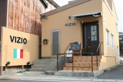 イタリア　料理　パスタ　VIZIO オレンジ　外観　飲食店