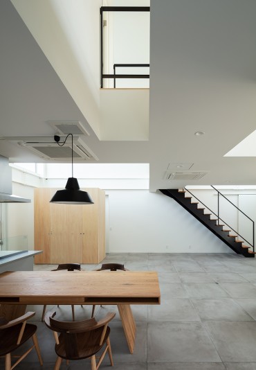 階段かっこいい　三重県　建築家と建てる家